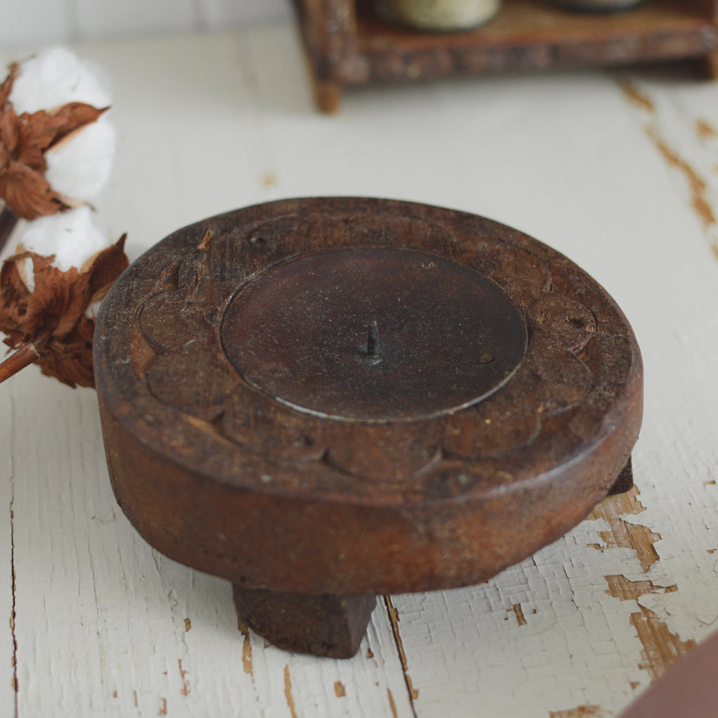 Rustic Wooden Candle Holder – Round Flat Design (10 cm)
