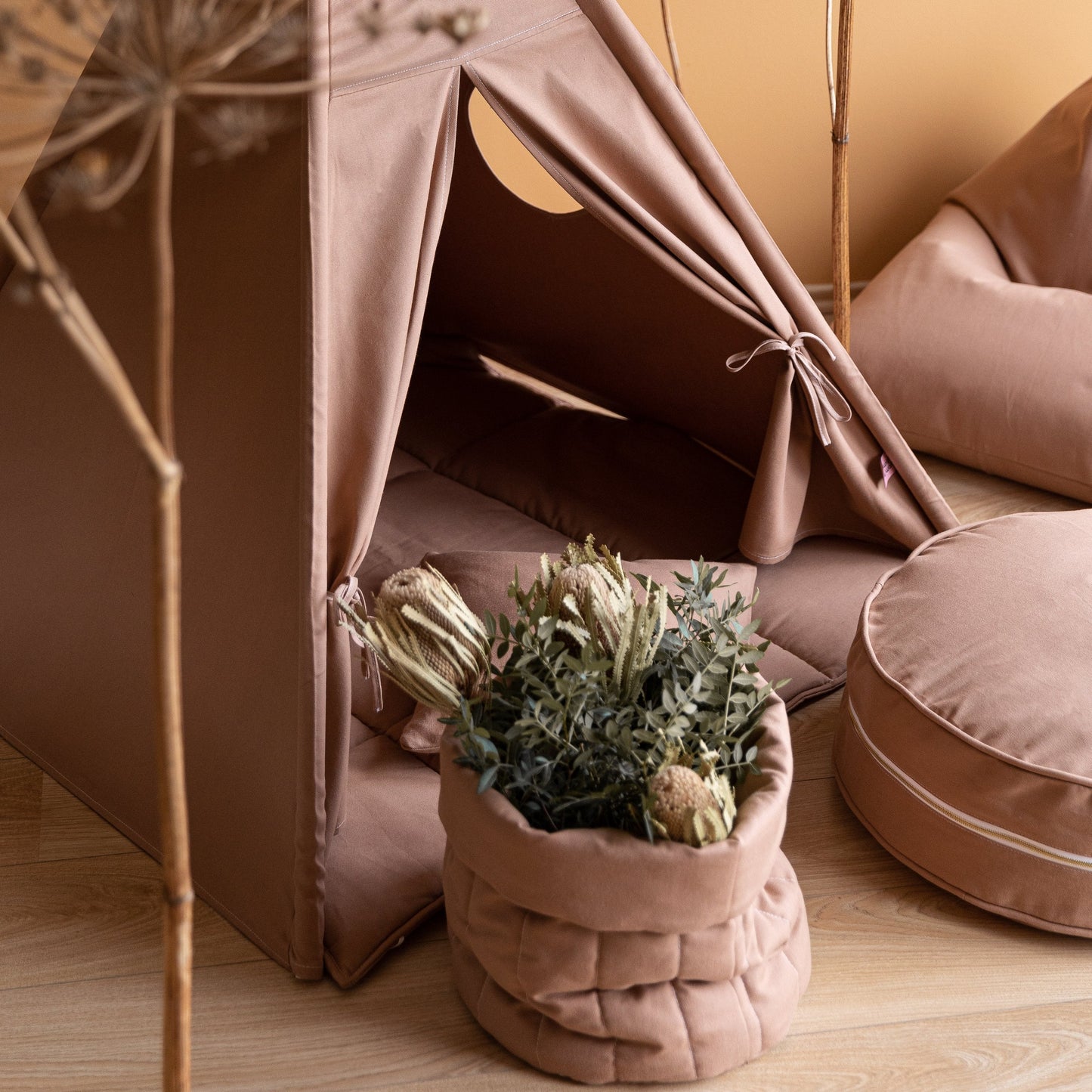 Effen warme beige speelgoedtas groot