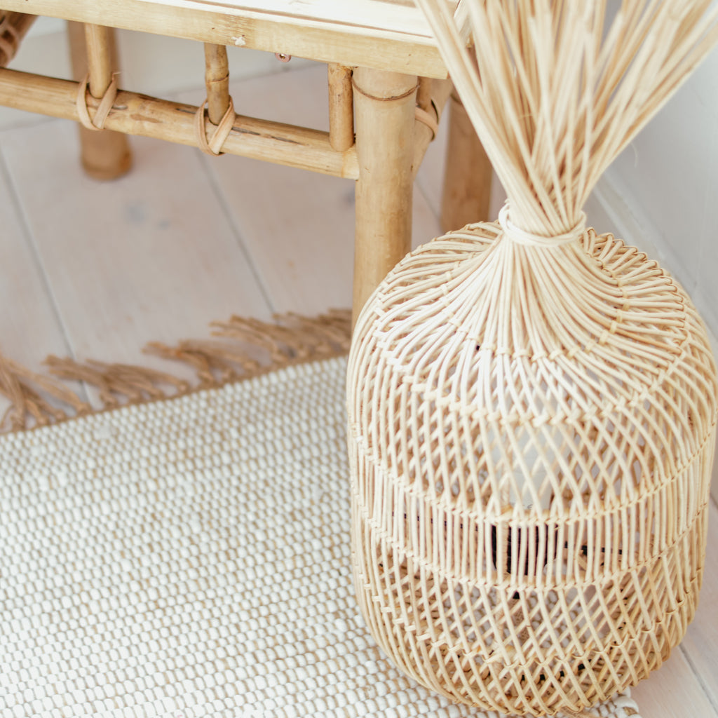 THE DUMPLING FLOOR LAMP