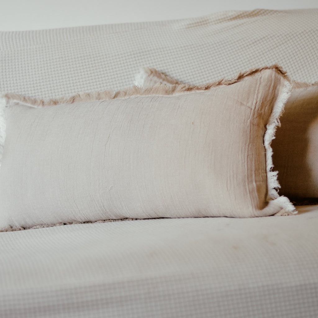 MONTREAL CUSHION