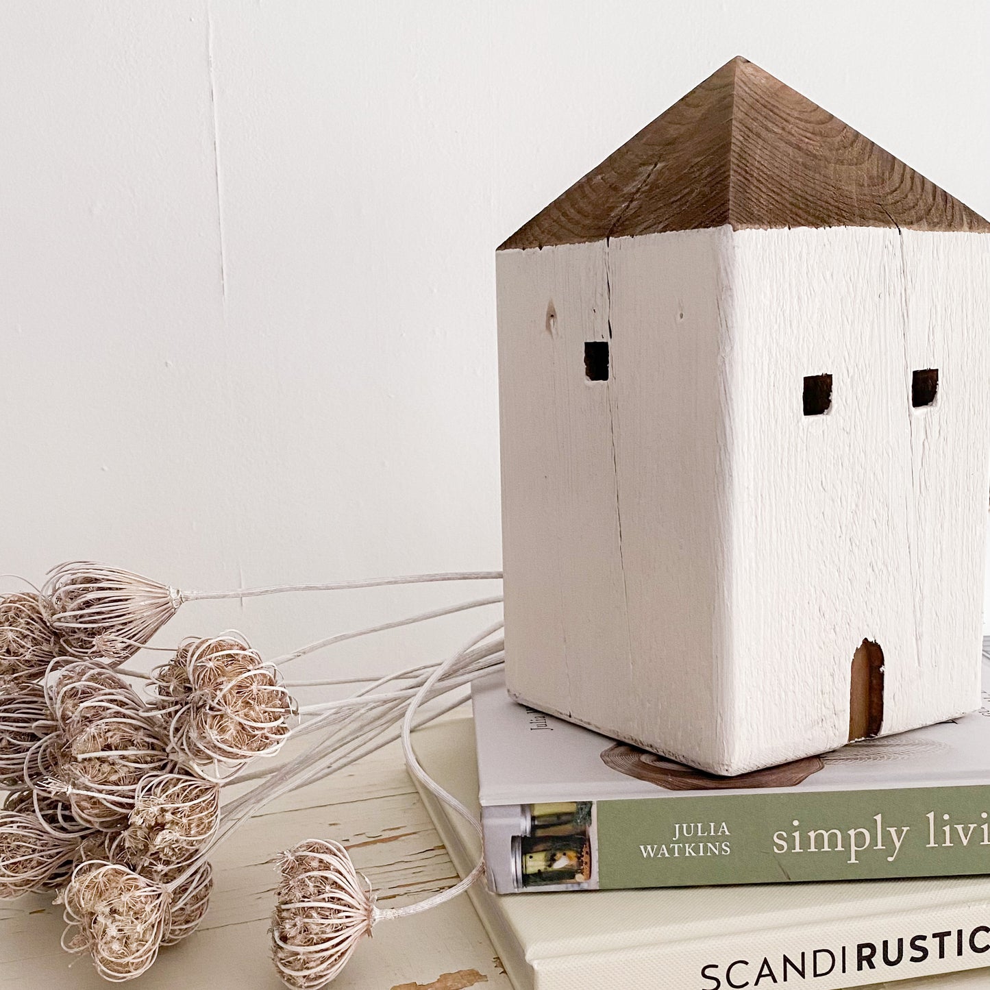 Oliva wood house